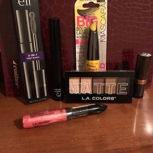 5 pcs women cosmetics in a price of one.